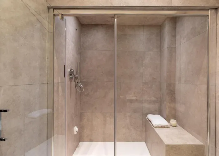 Iflat Trastevere Life With Beauty, Elegance &